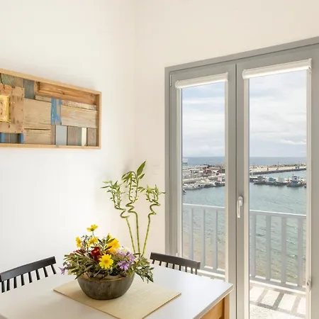 Playa Paros ピソ ・リバディ