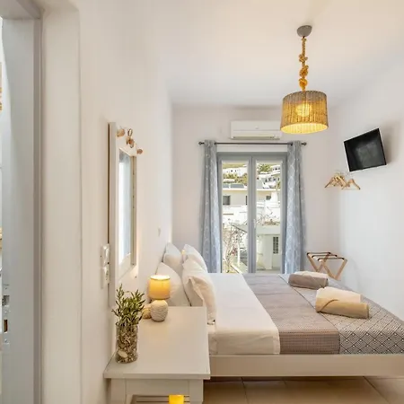 Playa Paros ピソ ・リバディ