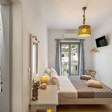 Playa Paros Hotel Piso Livadi