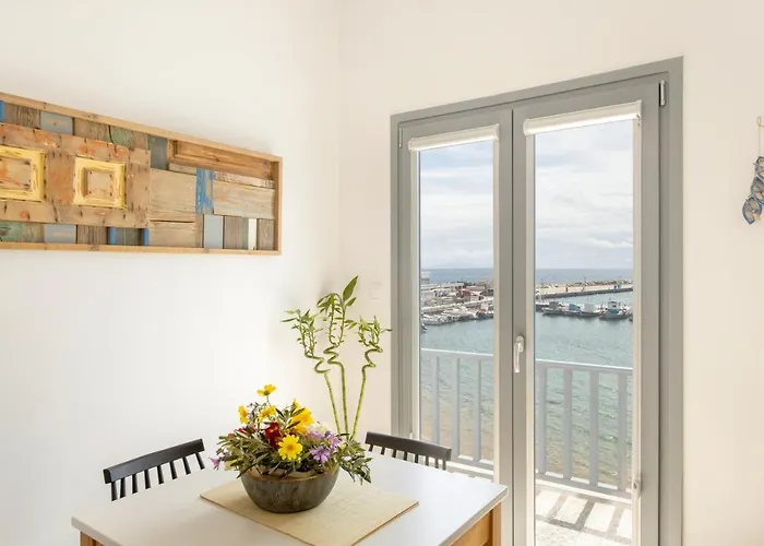 Playa Paros Piso Livadi