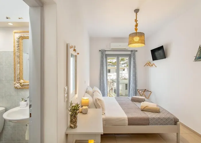 Playa Paros Piso Livadi